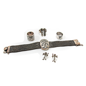 silver and jewelry Pedazo de arte